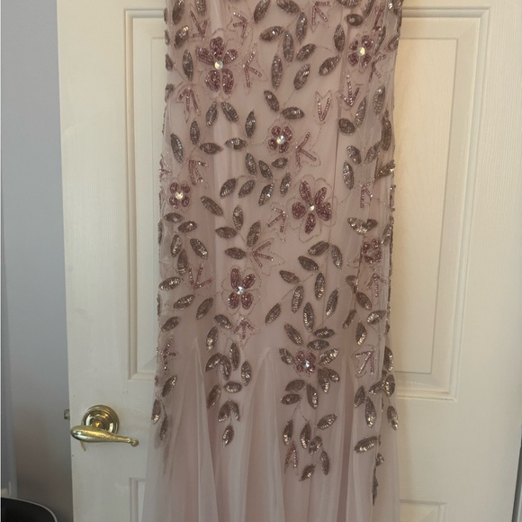 Adrianna Papell blush color beaded Evening Gown - Picture 5 of 9